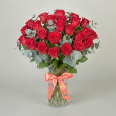 24 Red Roses With Vase